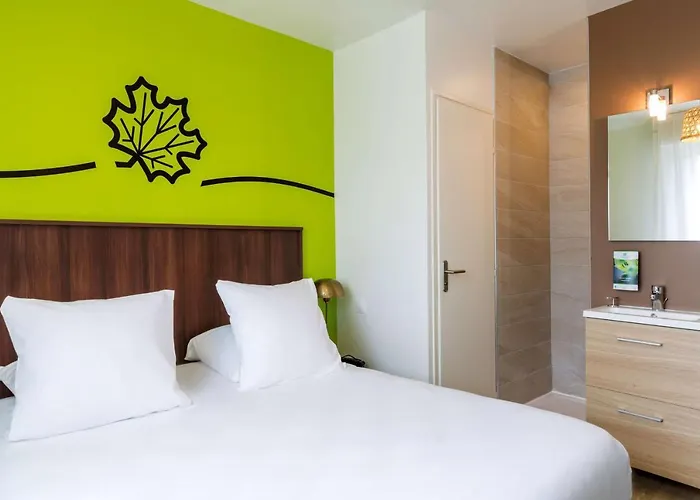 Sure By Western 2* Argentan