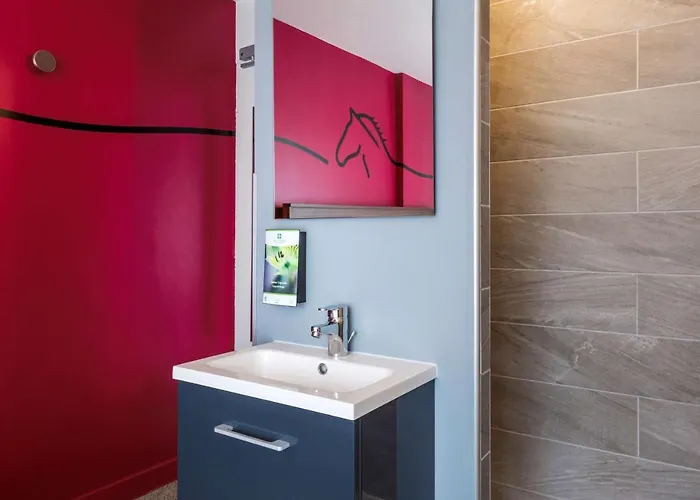 Sure By Western 2* Argentan