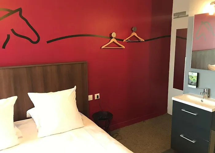 Sure By Western 2* Argentan