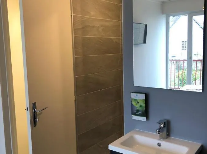 Sure By Western 2* Argentan